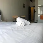 Neu Suites