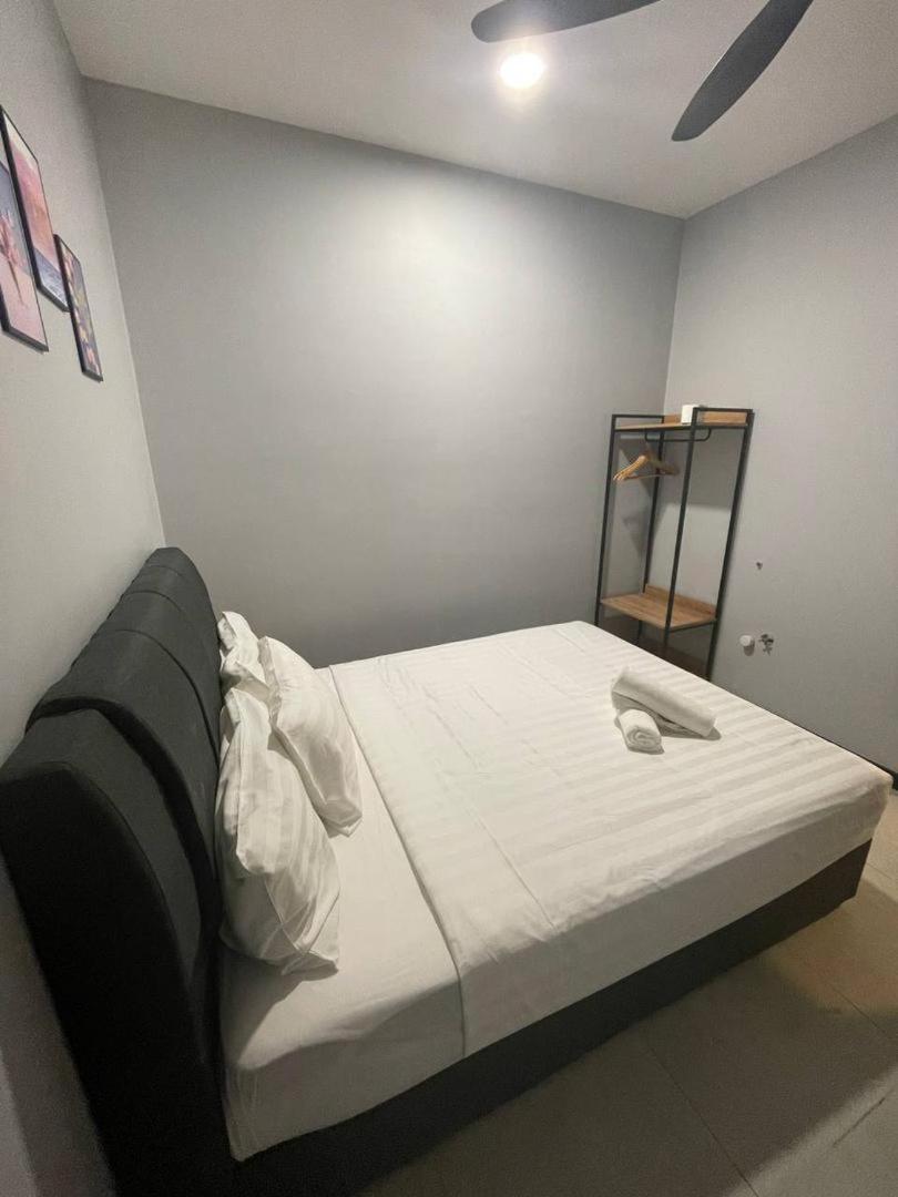 Neu Apartment
