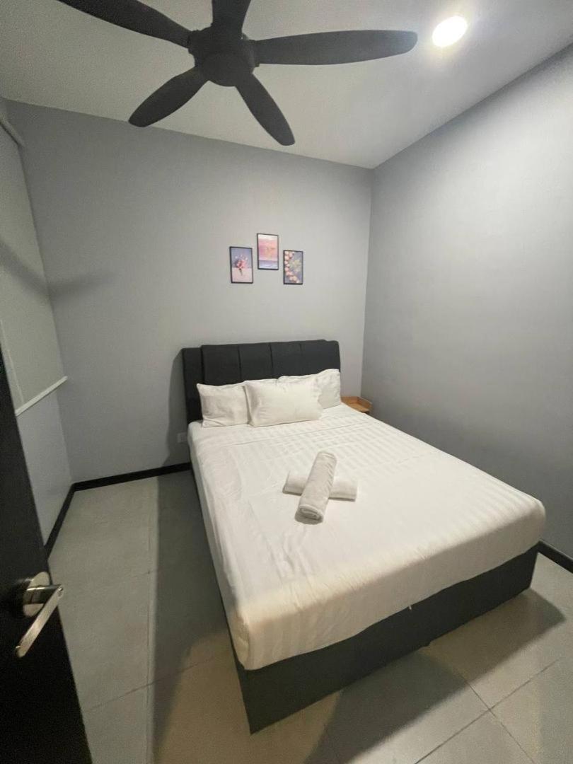 Neu Apartment
